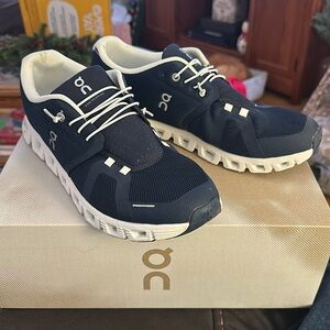 Men’s On Cloud 5 sneakers